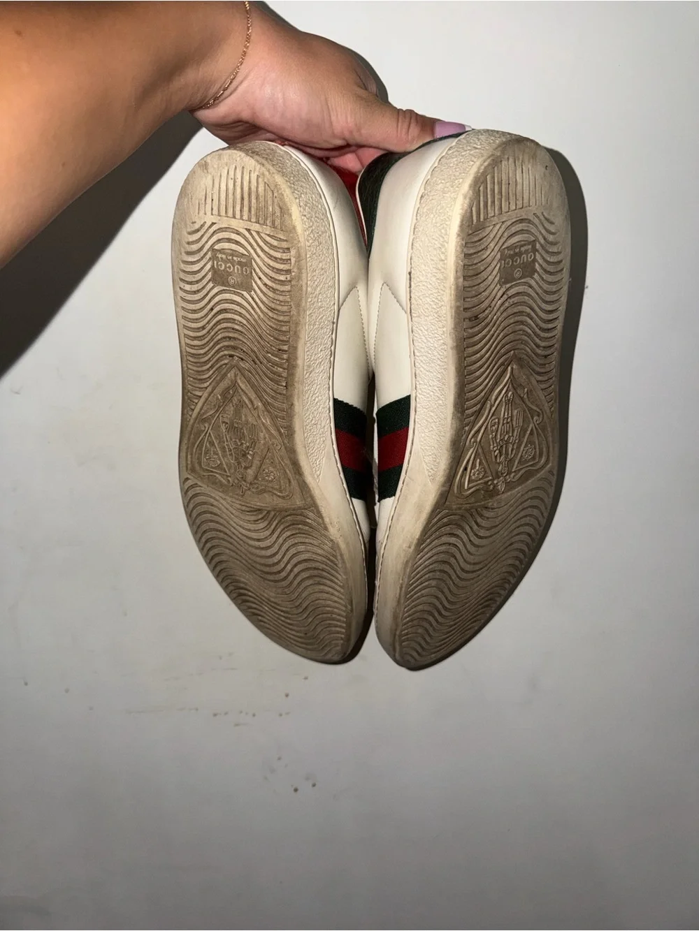 Authentic men’s Gucci sneaker